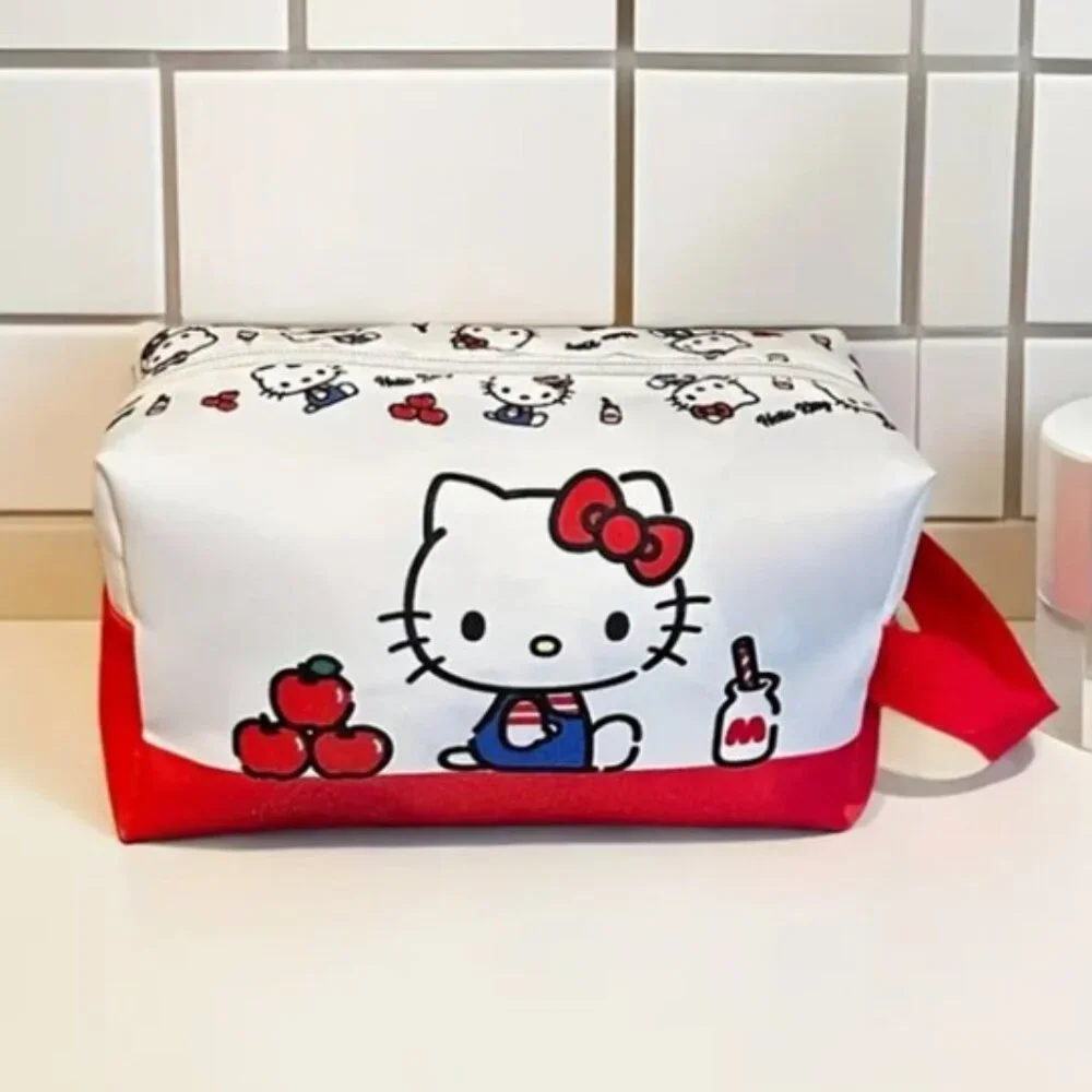 HELLO KITTY Red‎ & White Cosmetic Bag (BRAND-NEW & SUPER CUTE!)